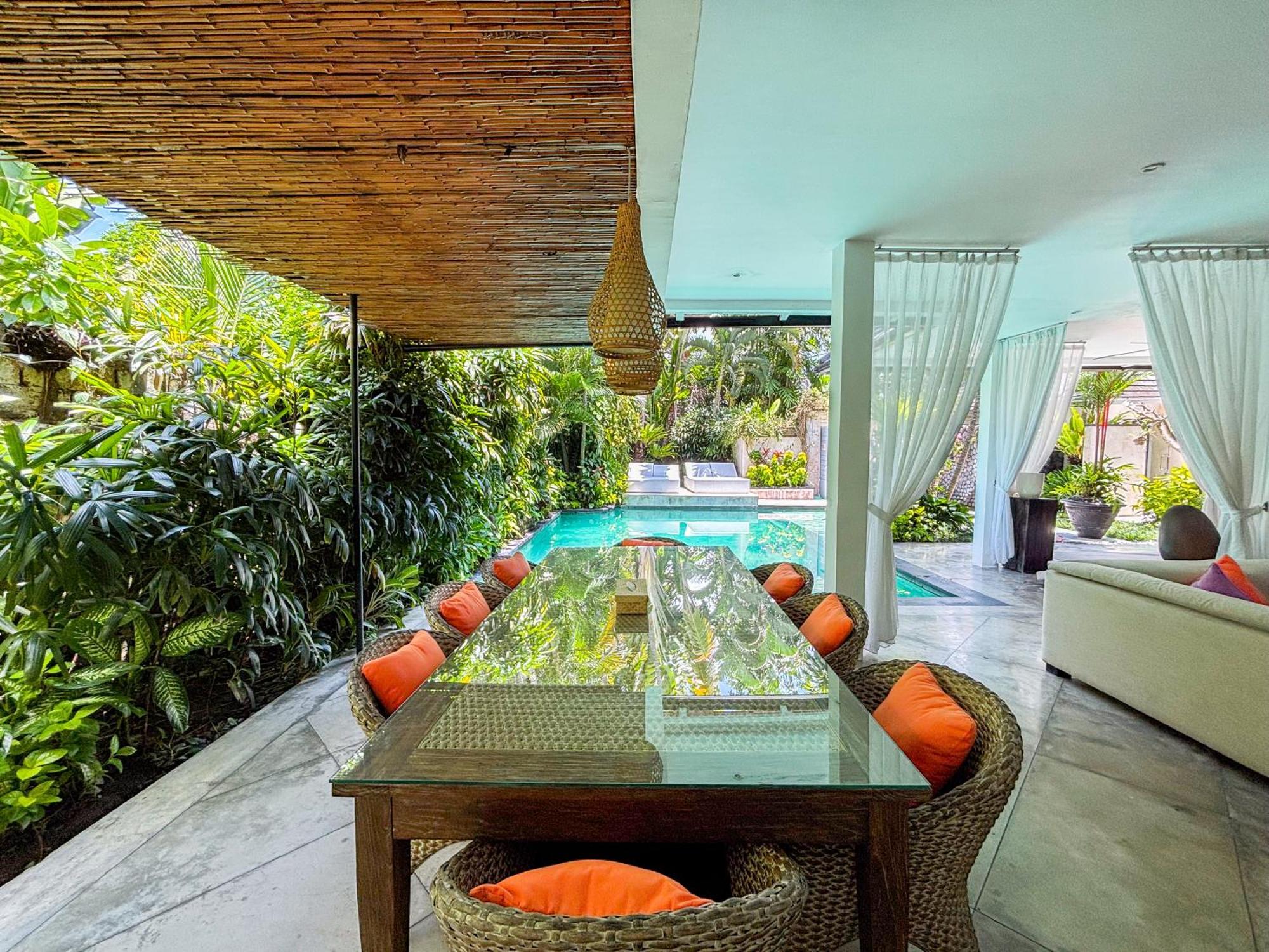 Villa Eindra เซมินยัค ภายนอก รูปภาพ