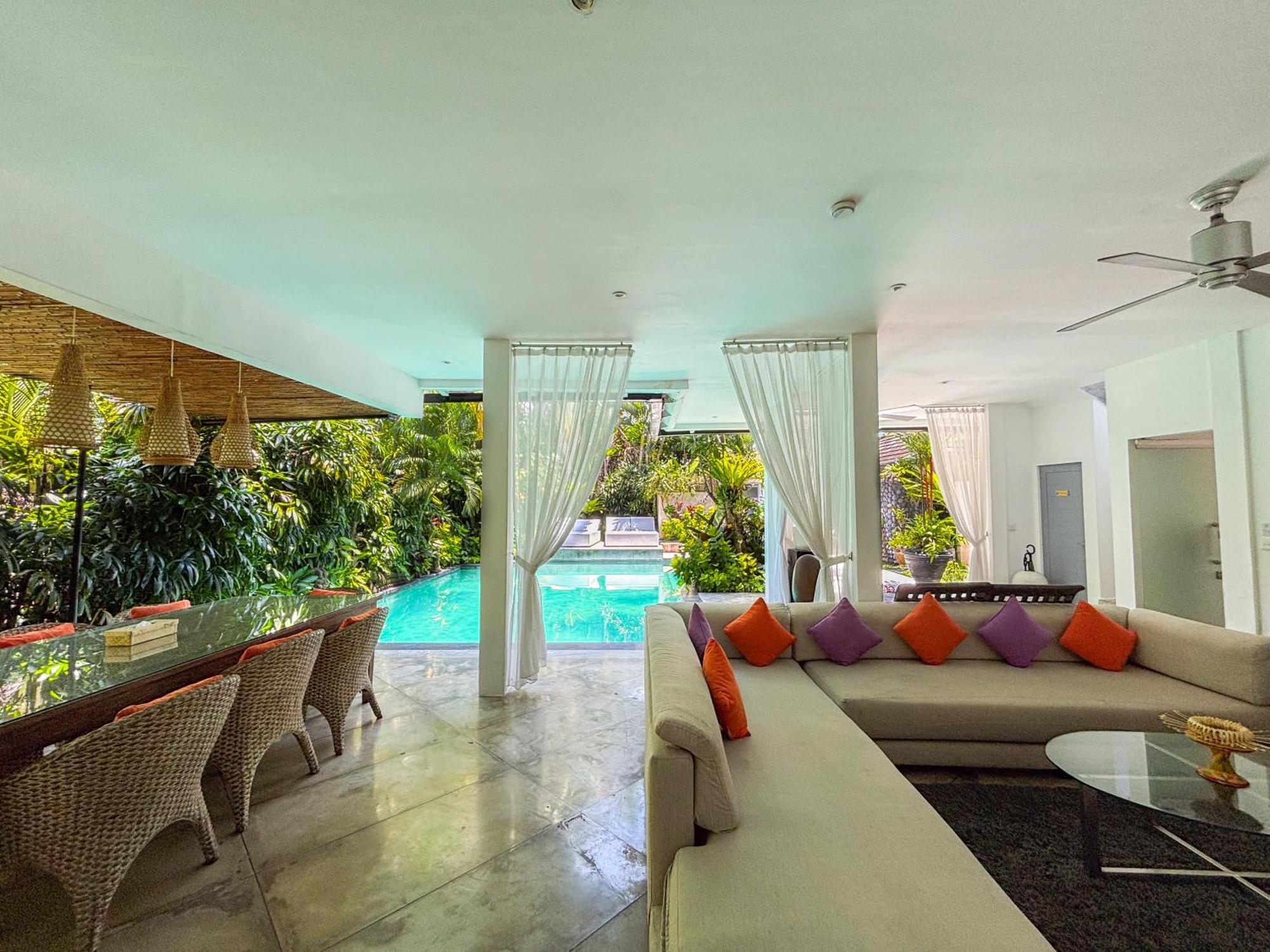 Villa Eindra เซมินยัค ภายนอก รูปภาพ
